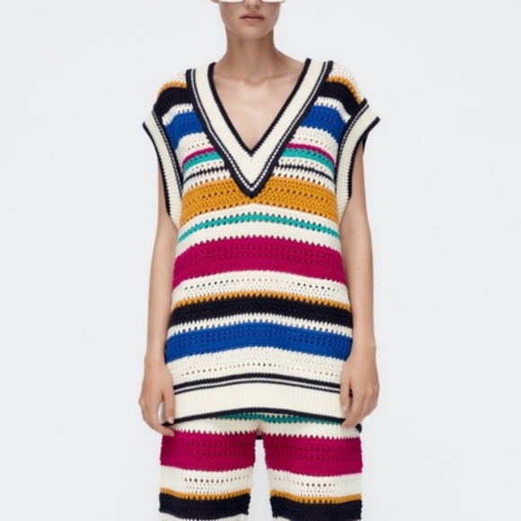 Zara Sweaters - Zara Multicolored Striped V-Neck Oversized Sleeveless Knit Vest, Size Large